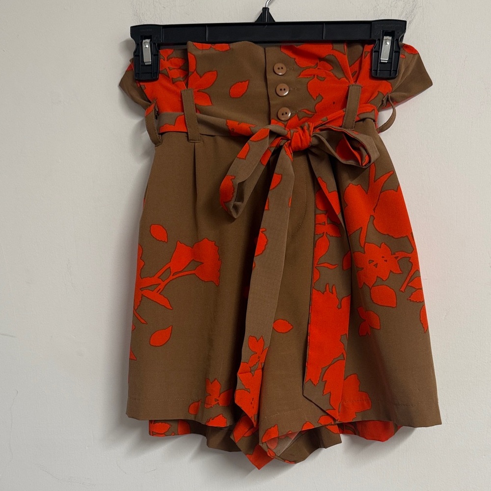High-Waist Floral Tie-Belt Shorts in Brown and Orange